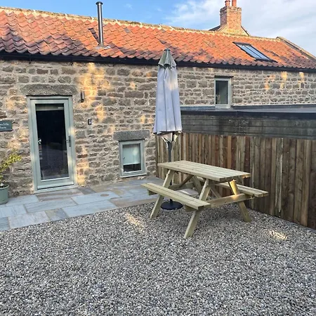 Rawcliffe Barn, 2 Bedroom, Up To 4 Guests Hébergement de vacances Newton-on-Rawcliffe