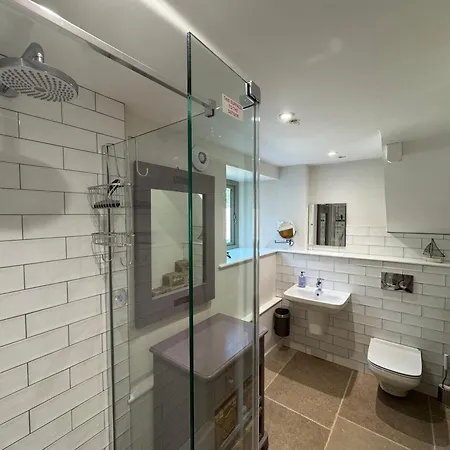 Rawcliffe Barn, 2 Bedroom, Up To 4 Guests *